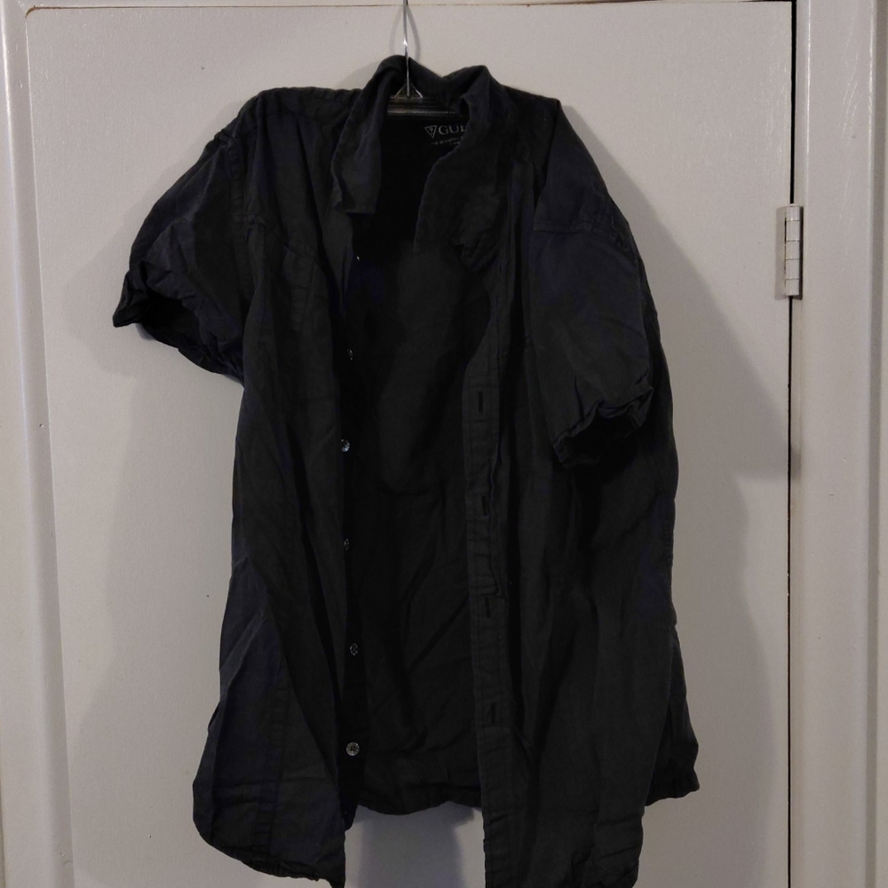 Guess button down